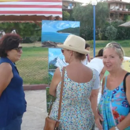 Family House - Pool And Beach Holiday home Kaziklibucak